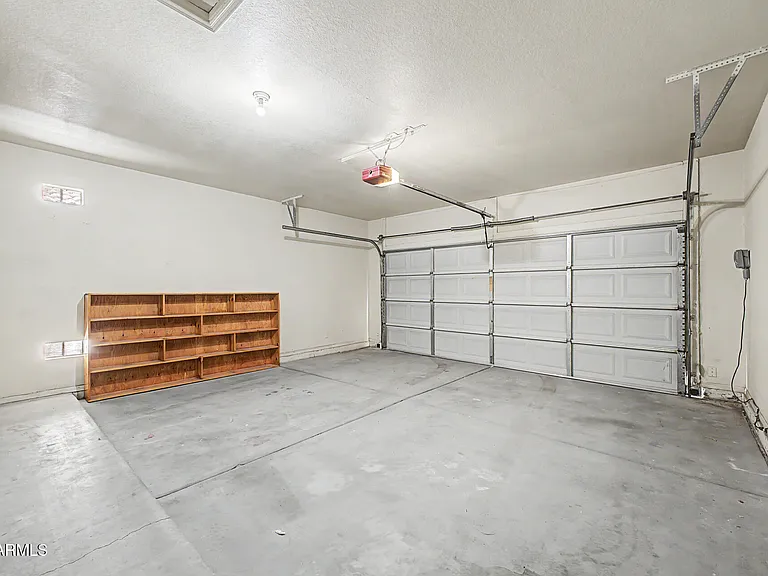1068 W Glenmere Dr — Photo 20