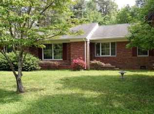 150 Hatton Ave, Kilmarnock, VA 22482