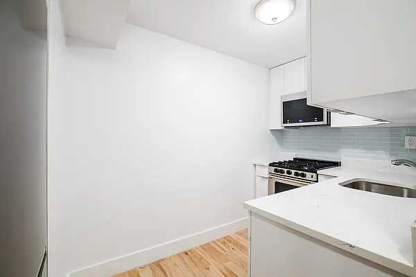 Rented by Dalan Rentals | media 20