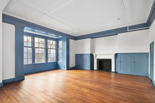 Sold by Corcoran | media 25