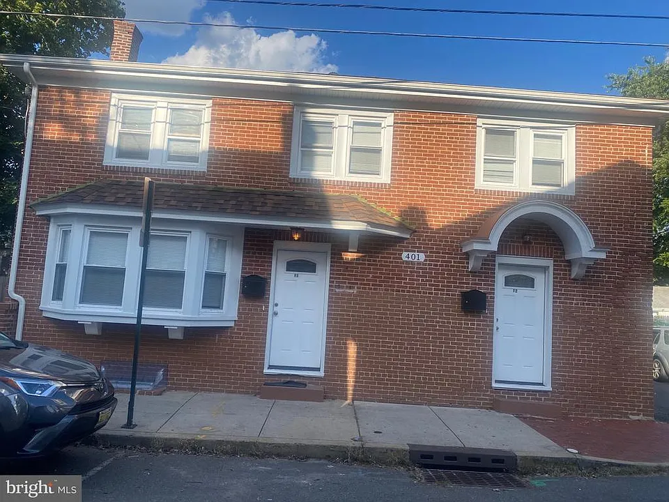 401A Lawrence St