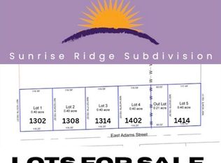 1414 E Adams St, Washington, IA 52353