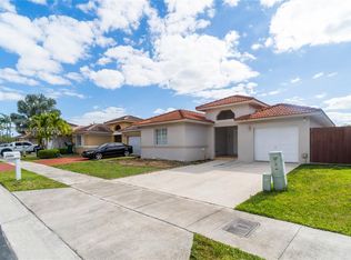 21523 SW 89th Path, Cutler Bay, FL 33189