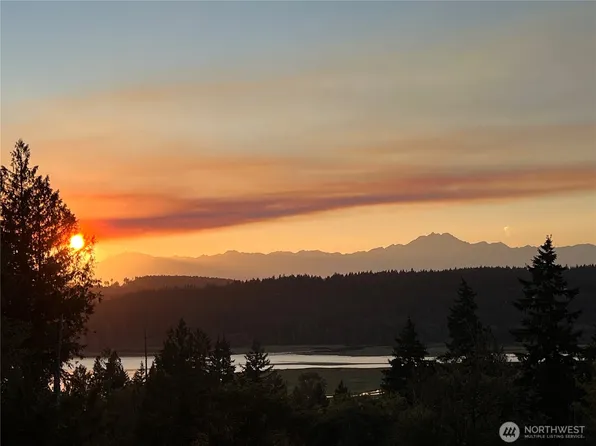 321 NE Alder Creek Ln, Belfair, WA 98528