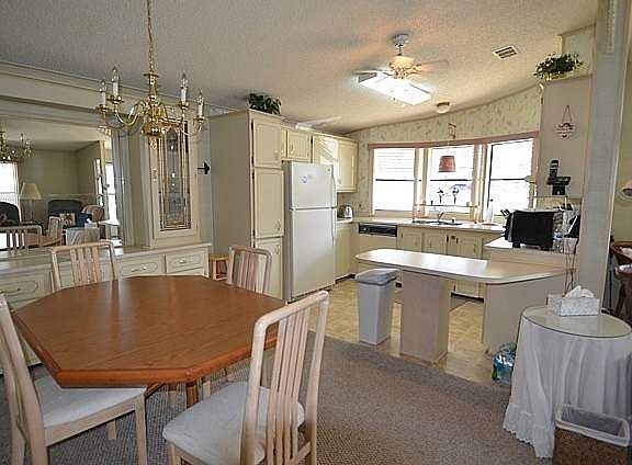 4th image of 1211 Pear Ln