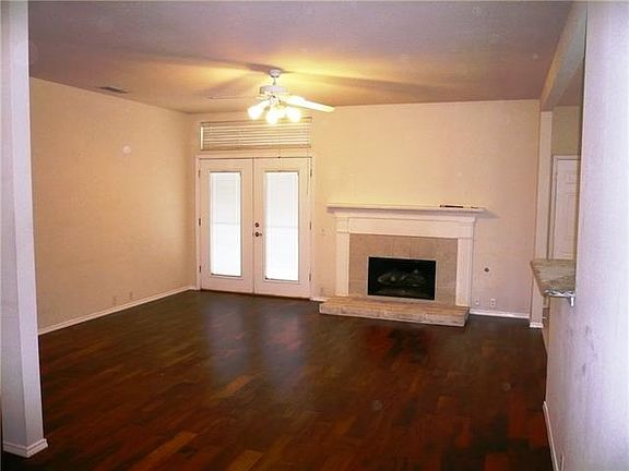 5th image of 7901 Pirates Cove Dr