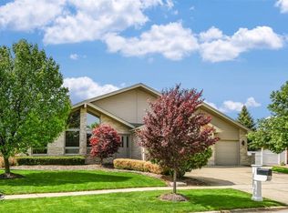 7633 Newfield Ln, Tinley Park, IL 60487
