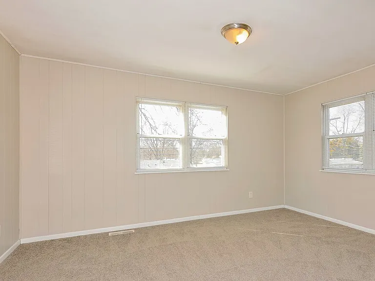 1570 Tahoe Dr — Photo 14