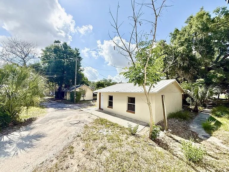 335 E Central Ave — Photo 6