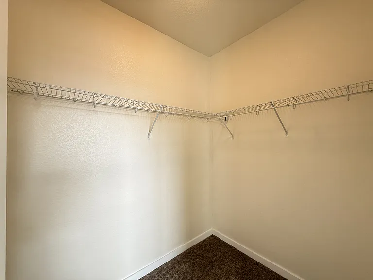Baker School Apartments — Photo 39