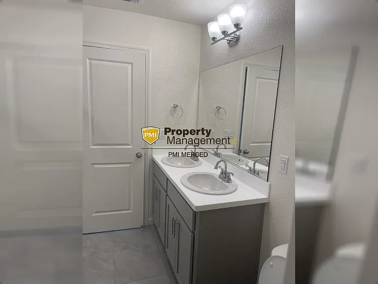 4209 Berryesa Ave — Photo 5