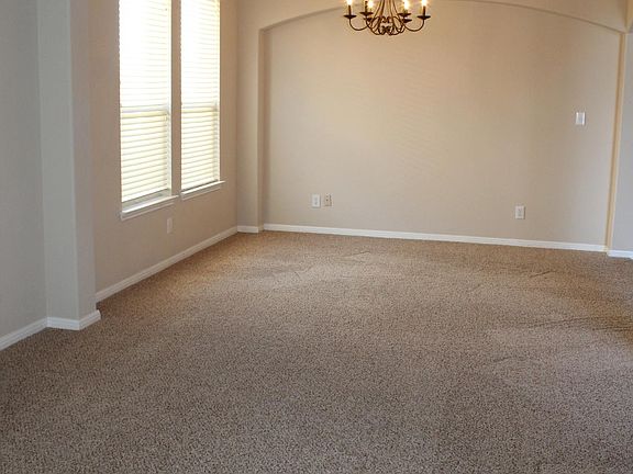 4th image of 19601 Diablo Dr