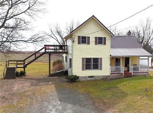 3748 Barnum St, Burdett, NY