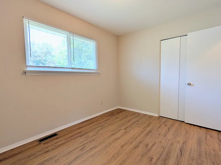 3356 Clemens Dr — Photo 17