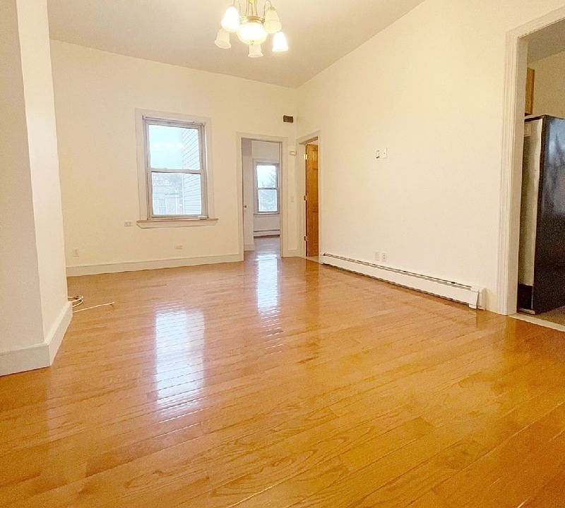 1st image of 31-27 42nd St #2F