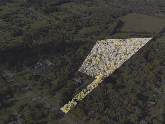 5th image of 1 Lebanon Rd