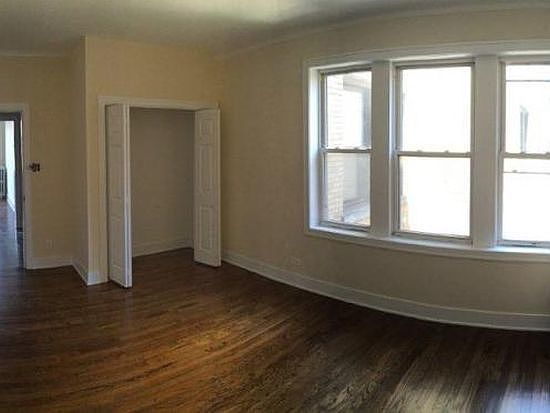 2nd image of 3155 W Augusta Blvd APT 2B
