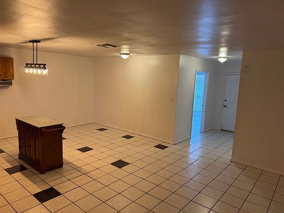 3rd image of 5345 Daleiden Dr