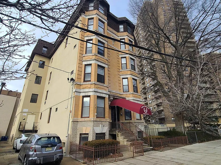 4905 Park Ave #2D — Photo 18