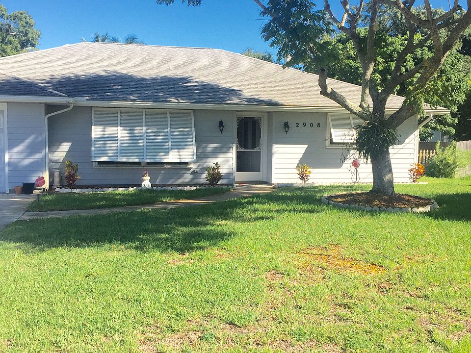1st image of 2908 18th St