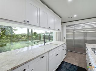 120 Buena Vis, Blanco, TX 78606
