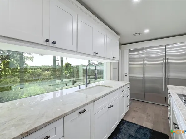 120 Buena Vis, Blanco, TX 78606