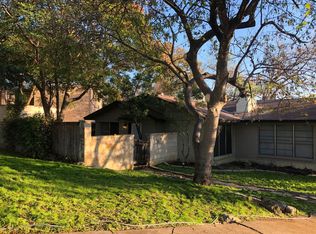 705 Brownlee Cir #B, Austin, TX 78703