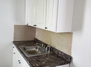 44 11th Ave W, Newark, NJ 07107