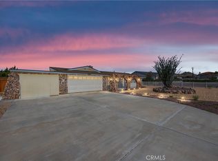16048 Wintun Rd, Apple Valley, CA 92307