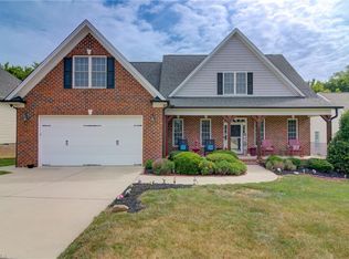 6623 Barton Creek Ct, Whitsett, NC 27377