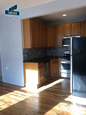 Rented by Fifth & Forever LLC | media 14