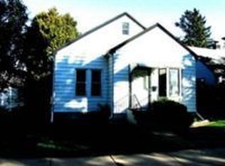 861 Sims Ave, Saint Paul, MN 55106