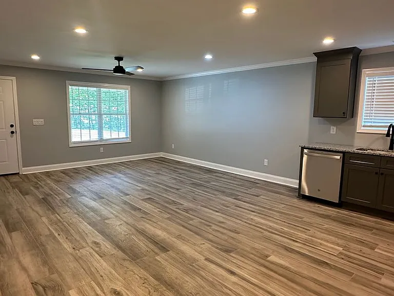 3632 Joyce St — Photo 3