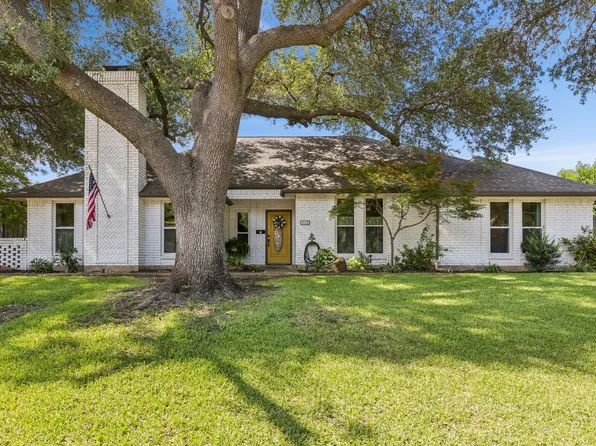 512 E Bethel School Rd, Coppell, TX 75019