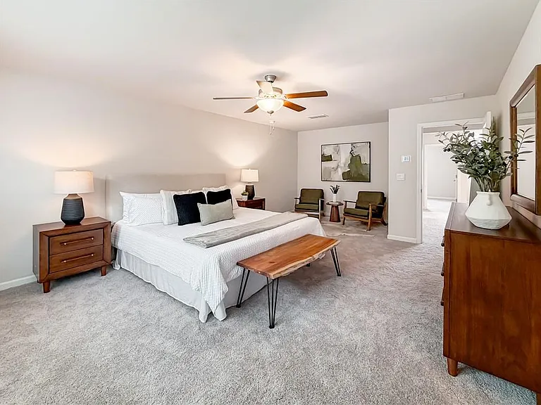 5836 Hackberry Ln — Photo 14