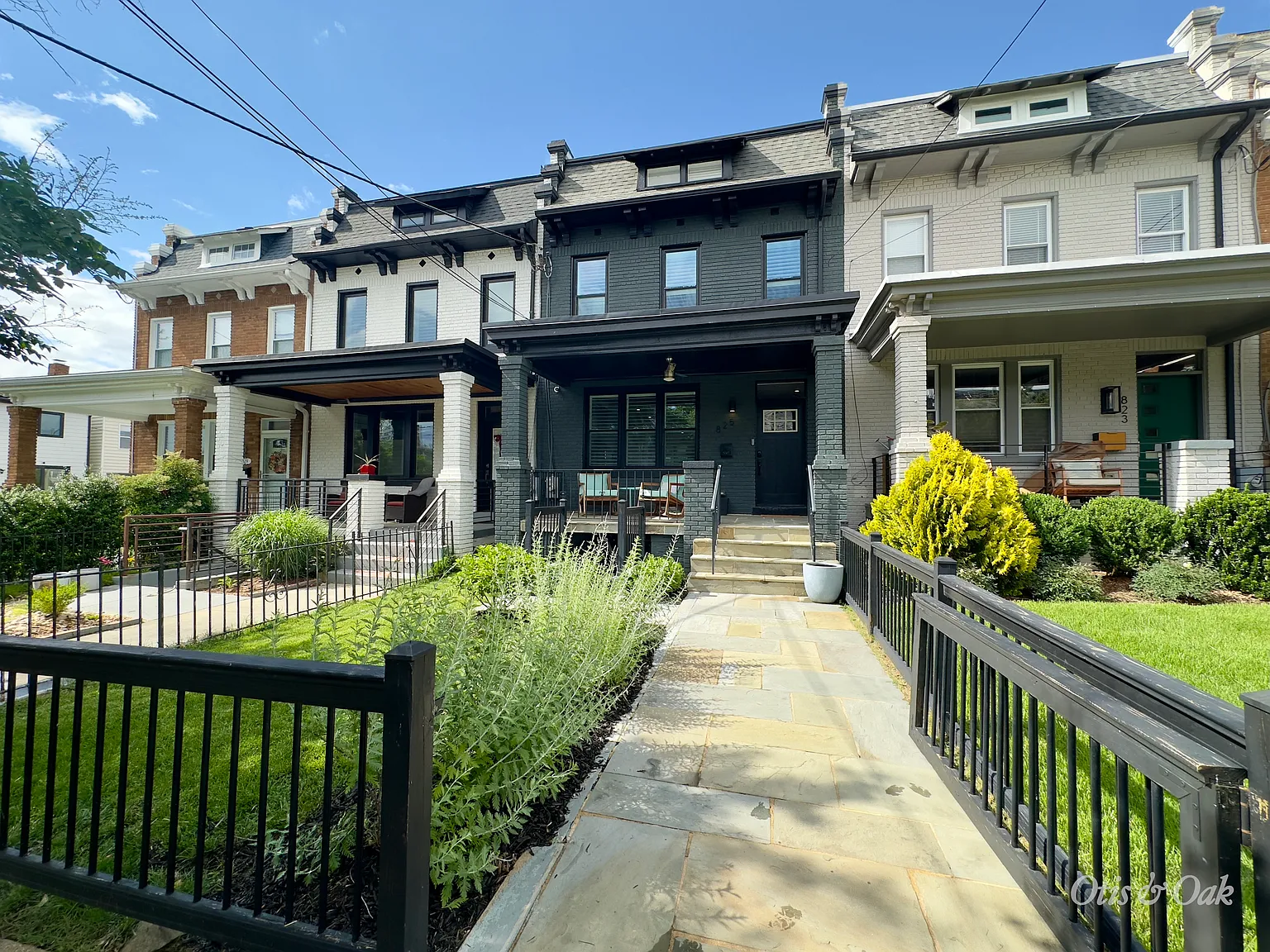 825 Emerson St NW photo 1
