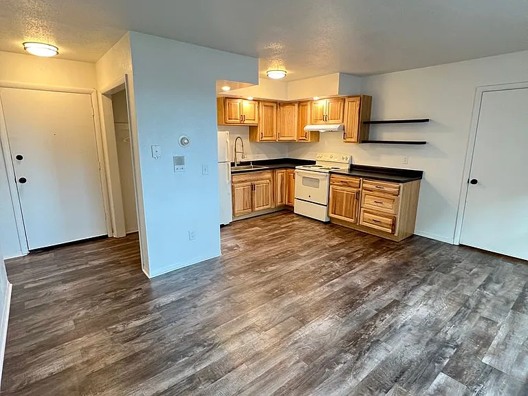 1516 N 16th St #7 — Photo 8