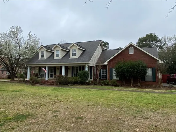 209 Adams Path, Pineville, LA 71360