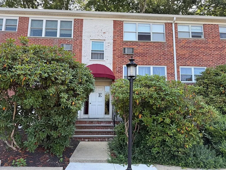 11 Bedford Ave #E4 — Photo 10