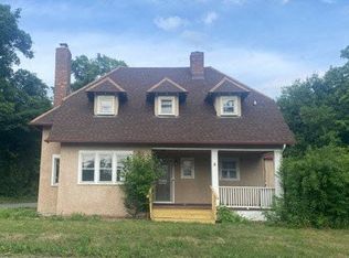 5 Barent Winne Rd, Selkirk, NY 12158