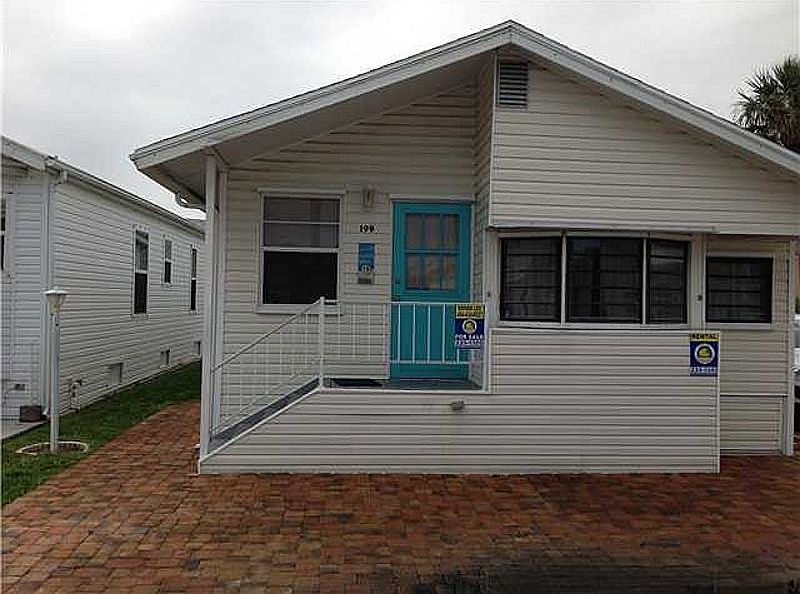 1st image of 199 Nettles Blvd