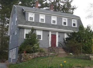 39 Maple St, Franklin, MA 02038