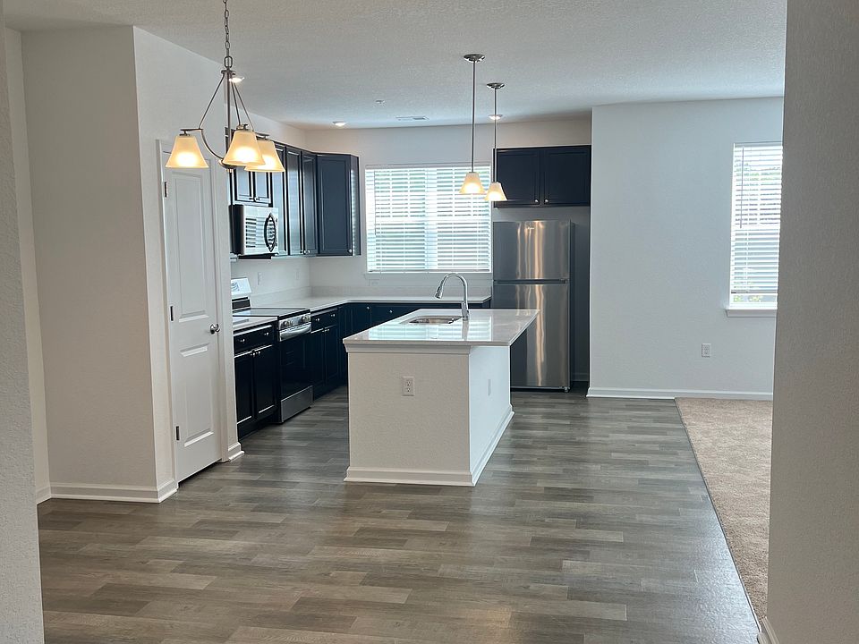 1st image of 1501 Waitsel Dr #202