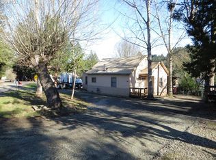 561 Stagecoach Rd, Canyonville, OR 97417