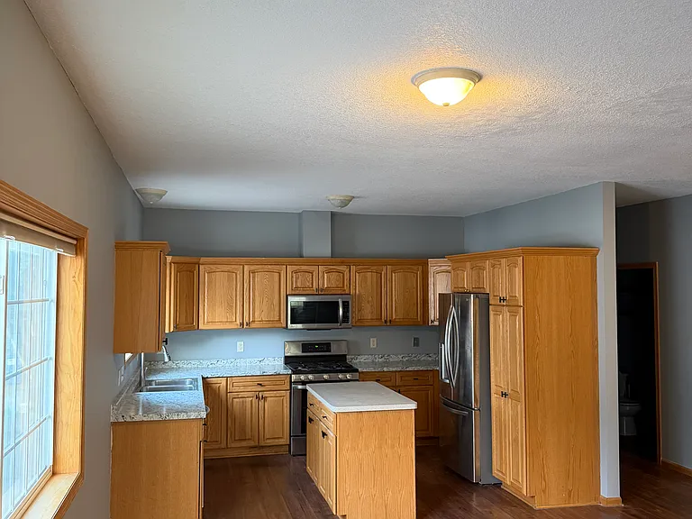 3906 Reservoir Blvd NE — Photo 10