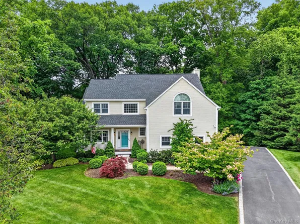 12 Newton Court, Croton-on-Hudson, NY 10520