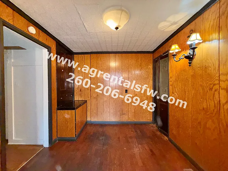 2919 S Harrison St — Photo 10