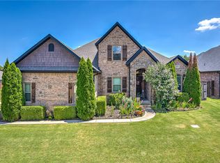 1804 NE Steinbeck Dr, Bentonville, AR 72712