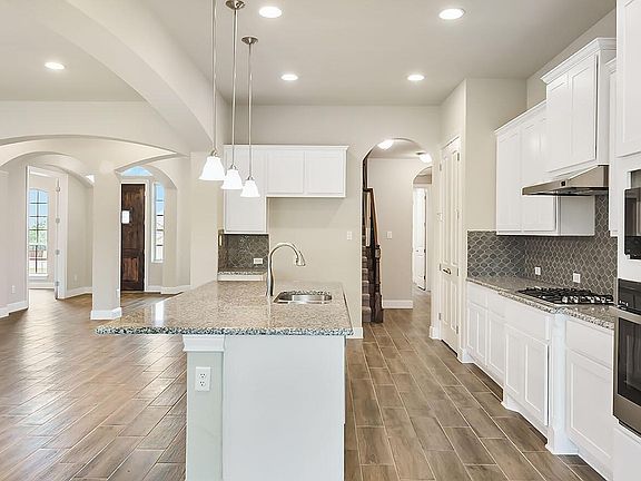 7th image of this home