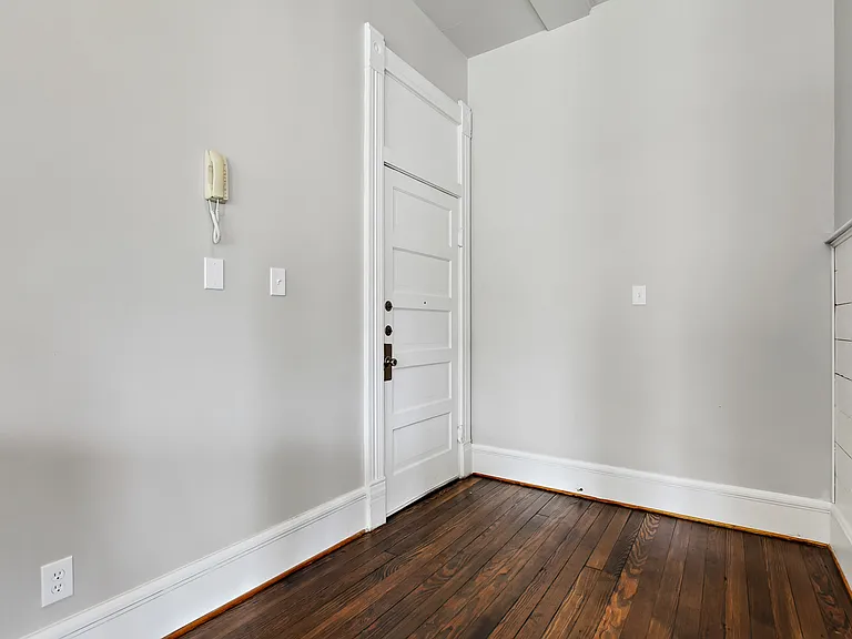 202 N Lbj Dr — Photo 22